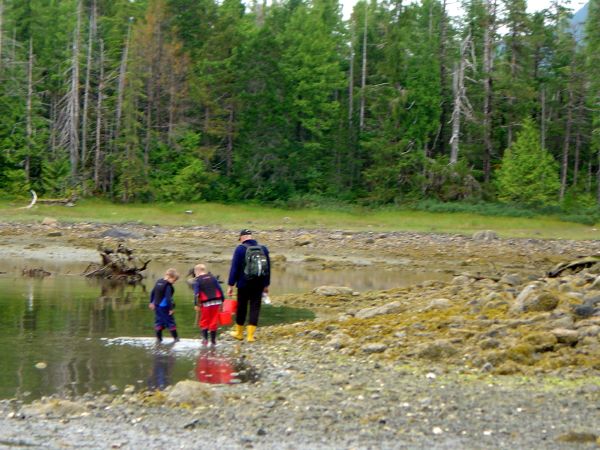 Clam Hunters