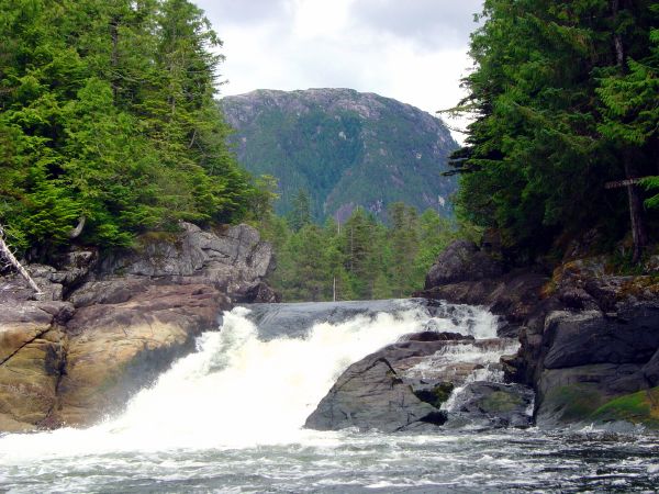 Lowe falls